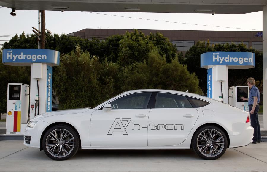  Audi A7 Sportback h-tron Quattro Concept 2014 года  (фото 27 из 34)